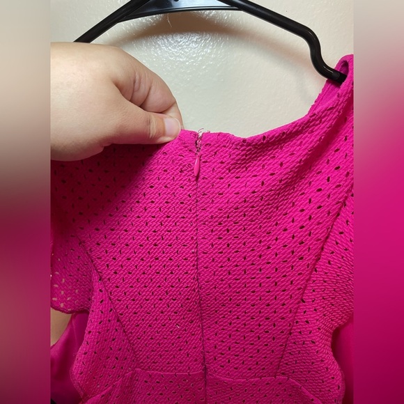 ✨Guess Ruffle Sheath Dress Size 12 - Picture 10 of 12